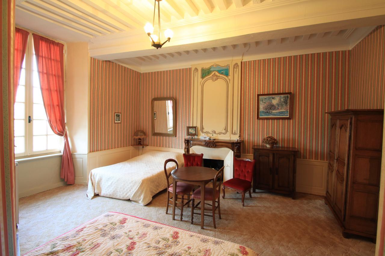 Chateau De Couette-café 3*